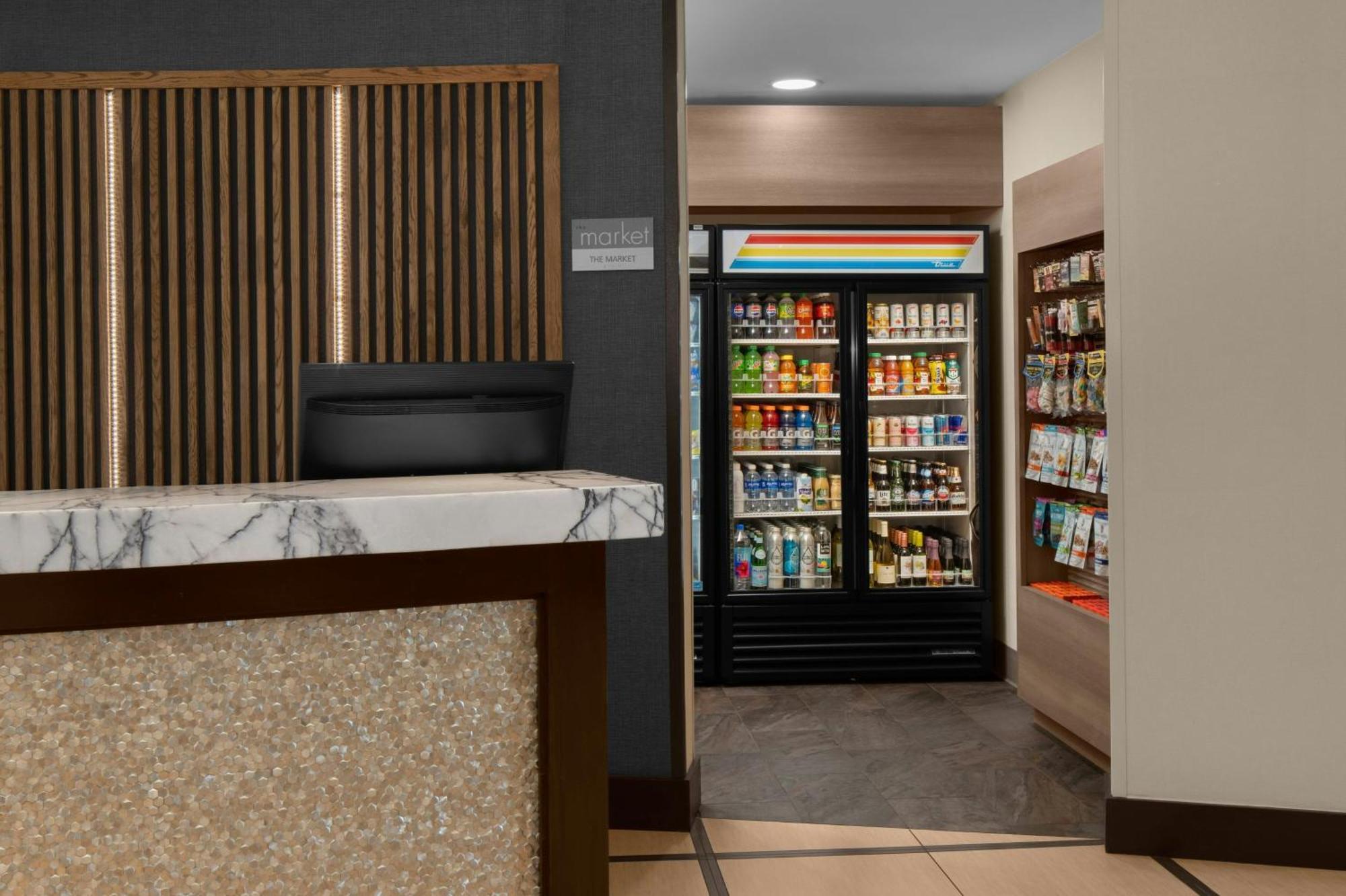 Hotel Angeles Burbank/downtown 3*