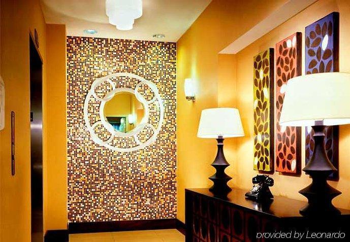 Hotel Angeles Burbank/downtown